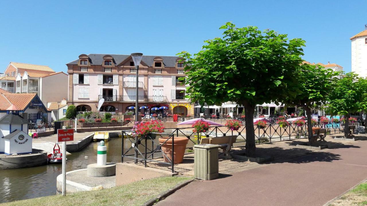 Ile Au Pre Vue Lac Et Golf Talmont-Saint-Hilaire エクステリア 写真